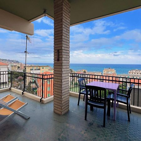 Ampio Appartamento Con Vista Varazze Exterior photo